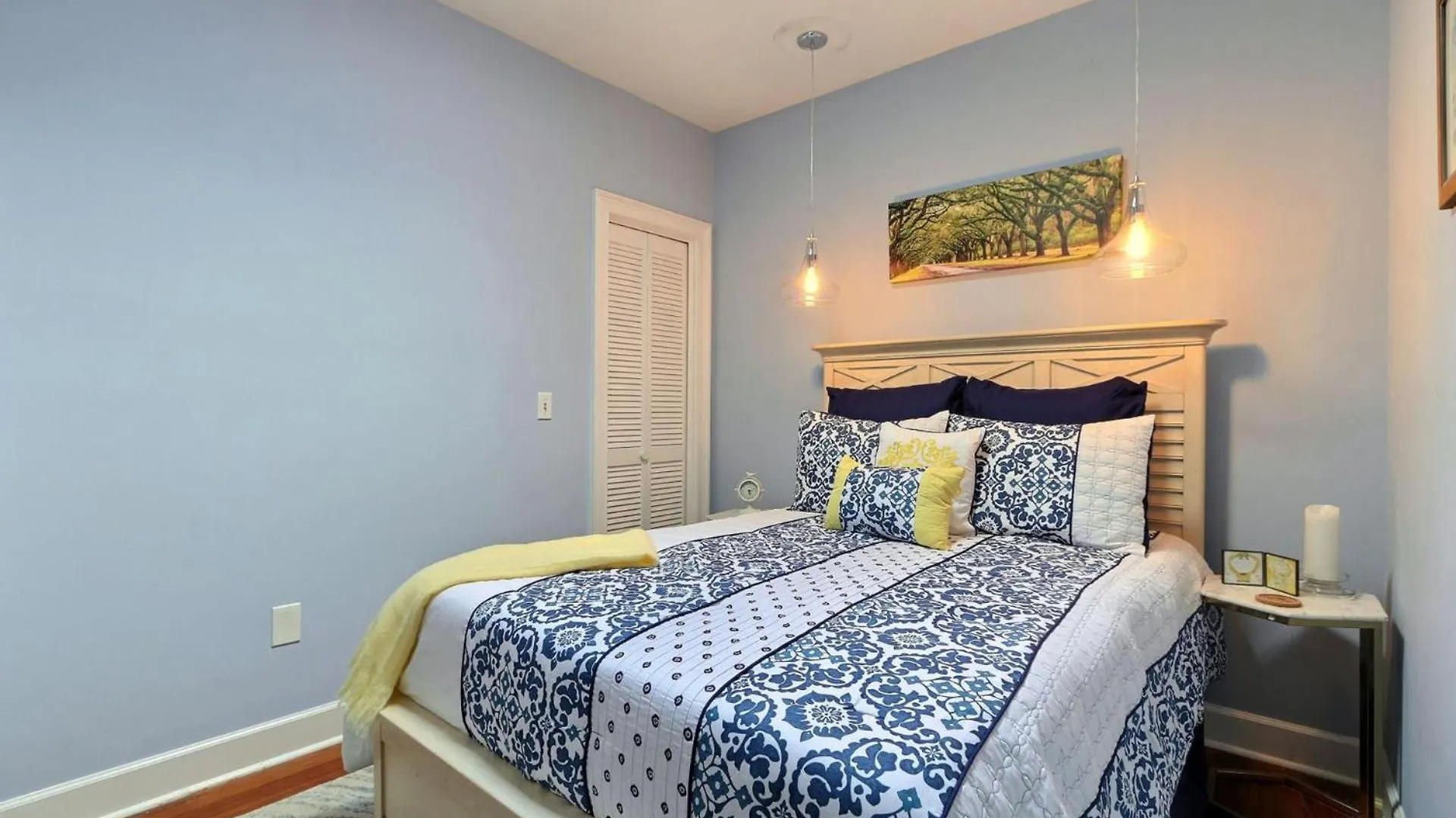 Historic Townhouse On Tattnall Savannah USA
