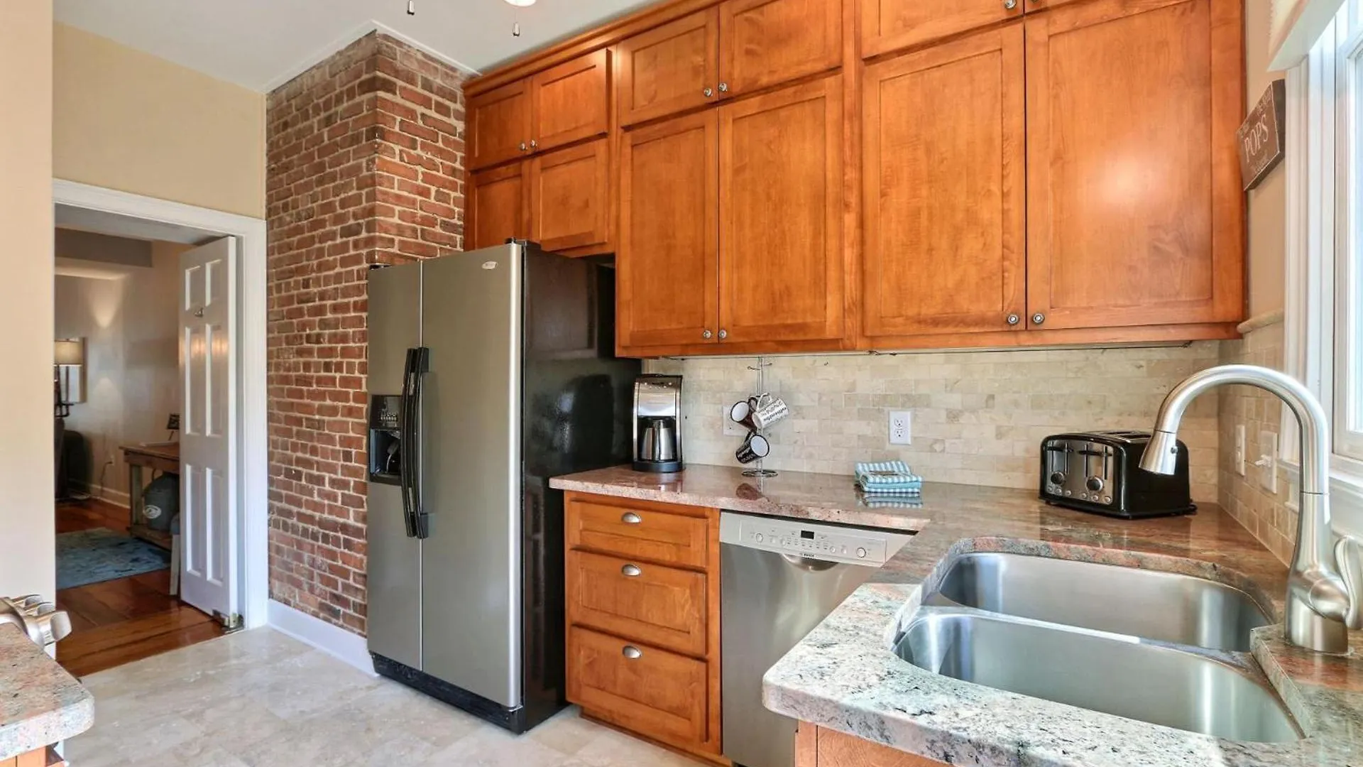 Feriehus Historic Townhouse On Tattnall Savannah USA